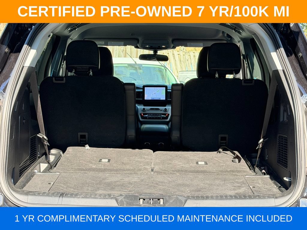 Used 2023 Ford Explorer XLT w/ Equipment Group 202A AWD/4WD image 24