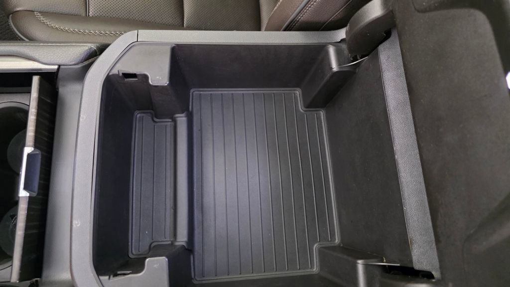 Used 2021 GMC Yukon Denali w/ Denali Ultimate Package image 34