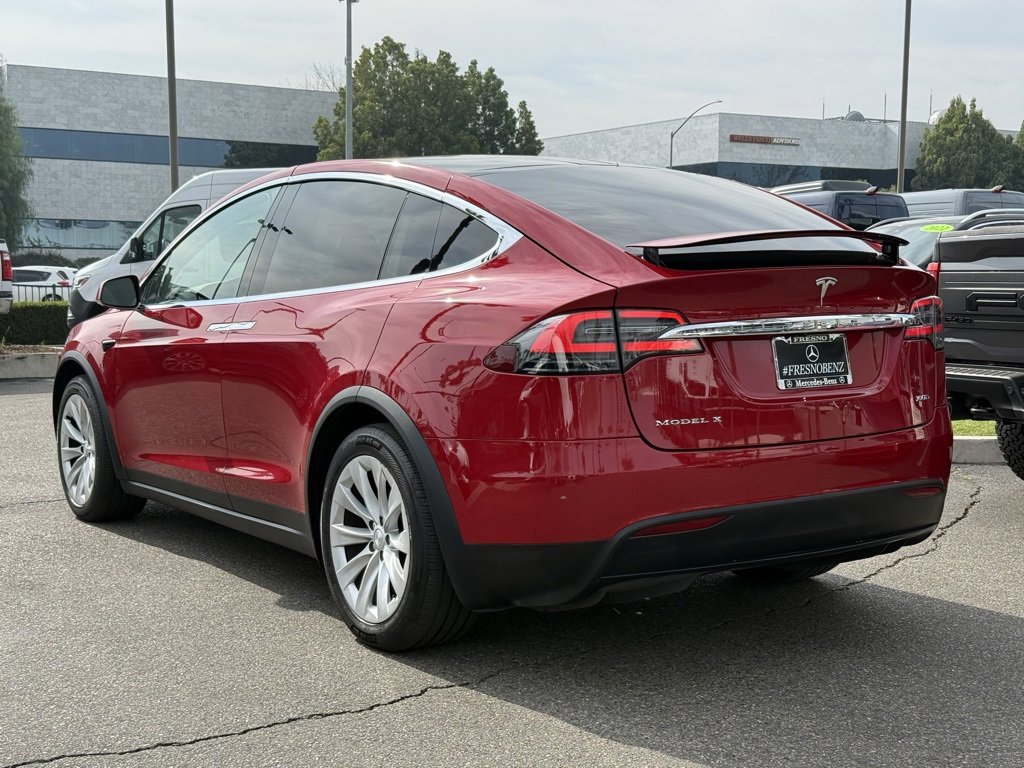 Used 2019 Tesla Model X 100D image 7