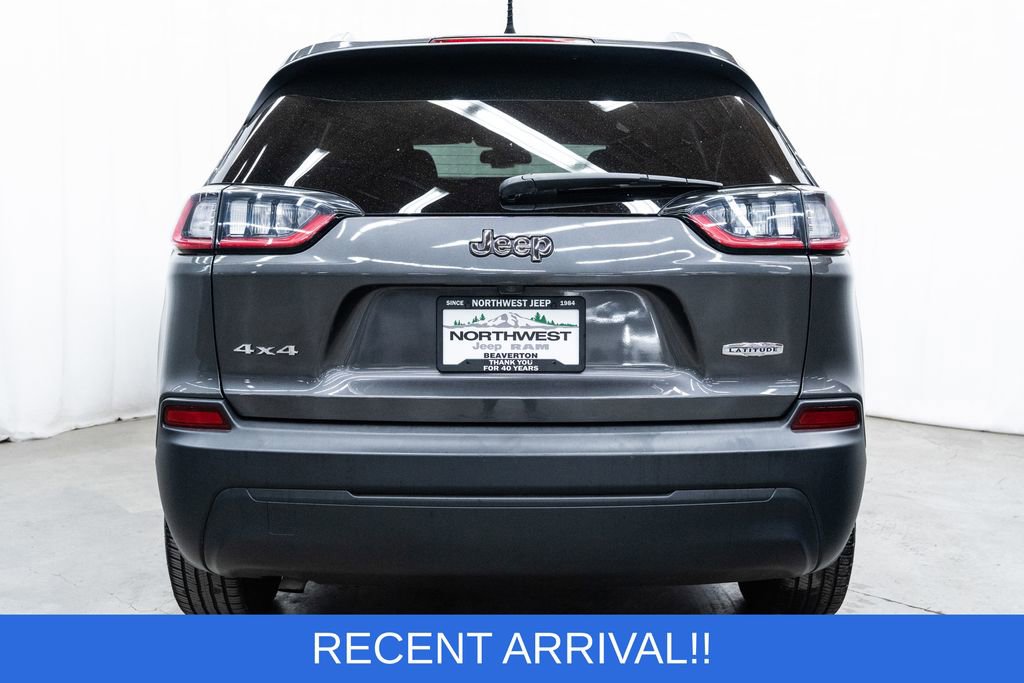 Used 2019 Jeep Cherokee Latitude Plus w/ Cold Weather Group image 5