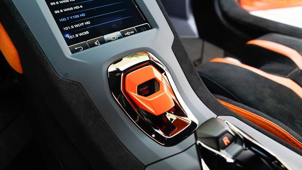 Used 2022 Lamborghini Huracan STO image 65