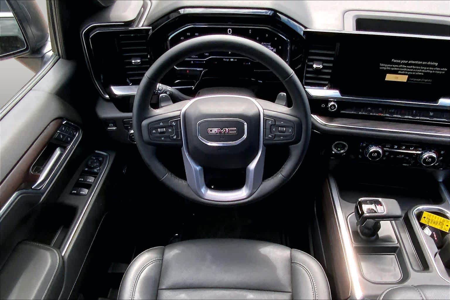 Used 2024 GMC Sierra 1500 SLT AWD/4WD image 6
