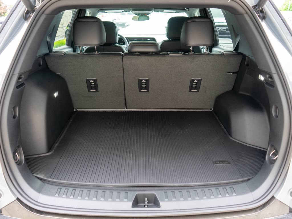 New 2026 GMC Terrain AT4 w/ Convenience Package III AWD/4WD image 30