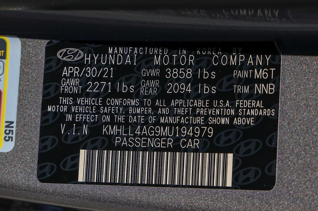 Used 2021 Hyundai Elantra SE FWD image 32