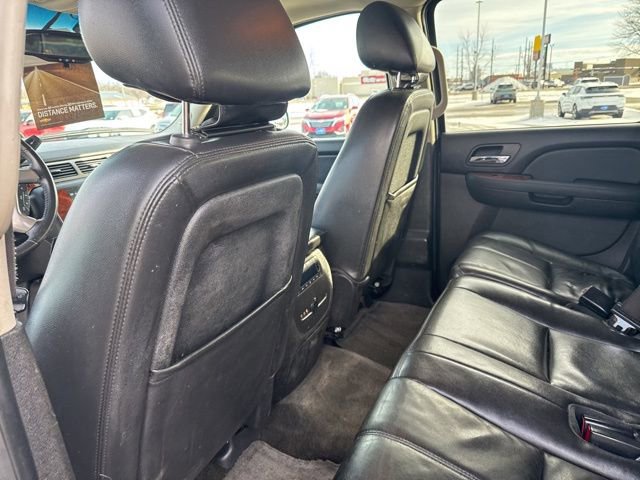 Used 2013 Chevrolet Suburban LT image 23