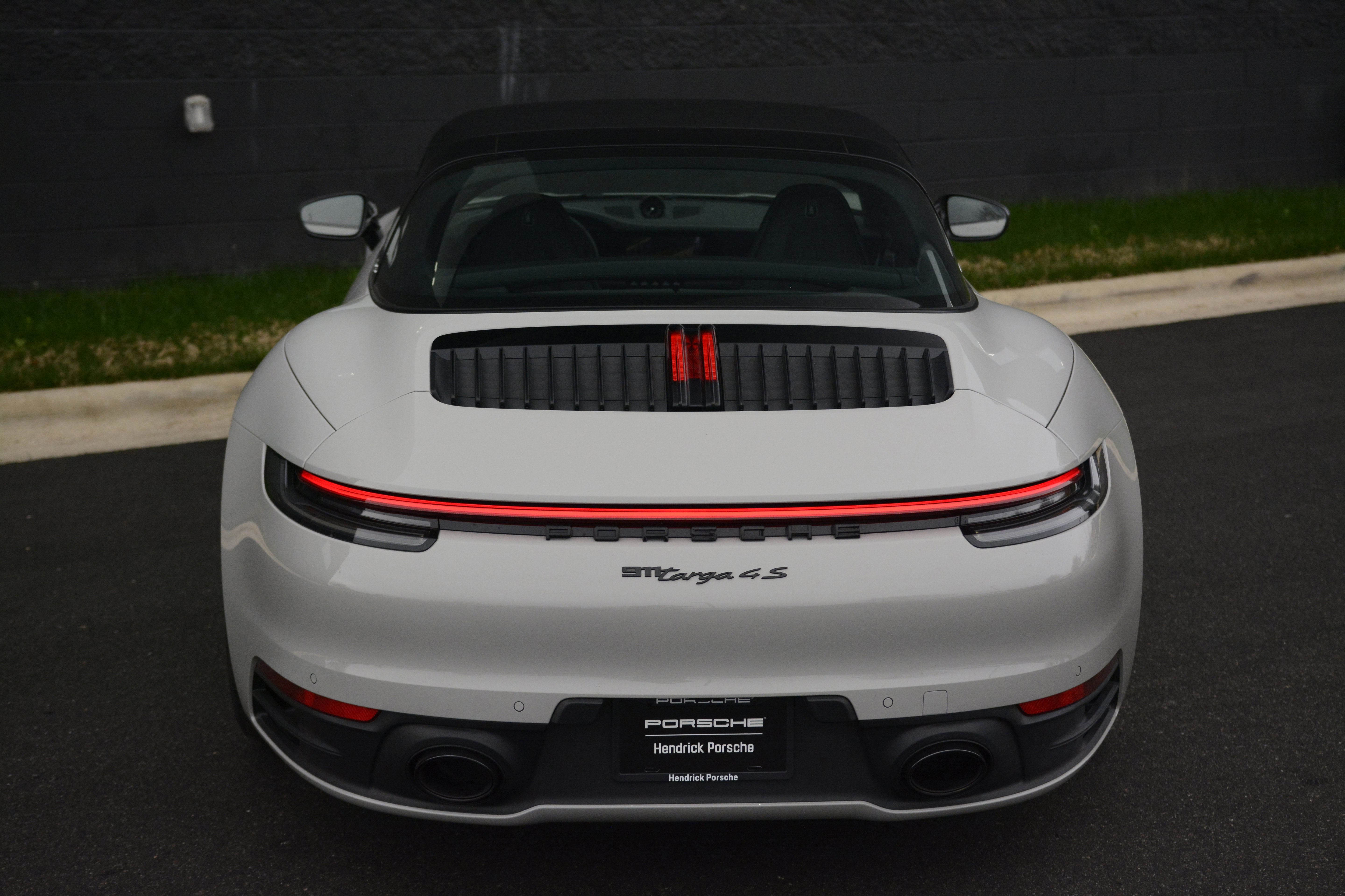 Certified 2024 Porsche 911 Targa 4S image 6