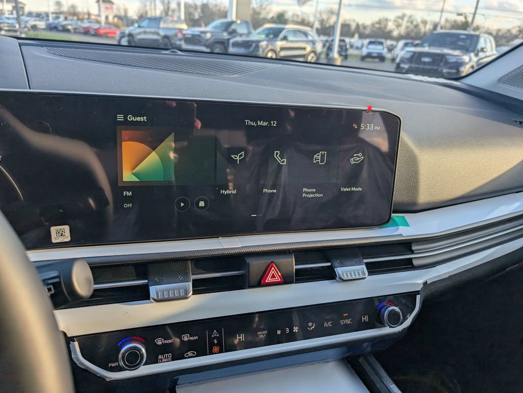 New 2026 Kia Sportage LX FWD image 19