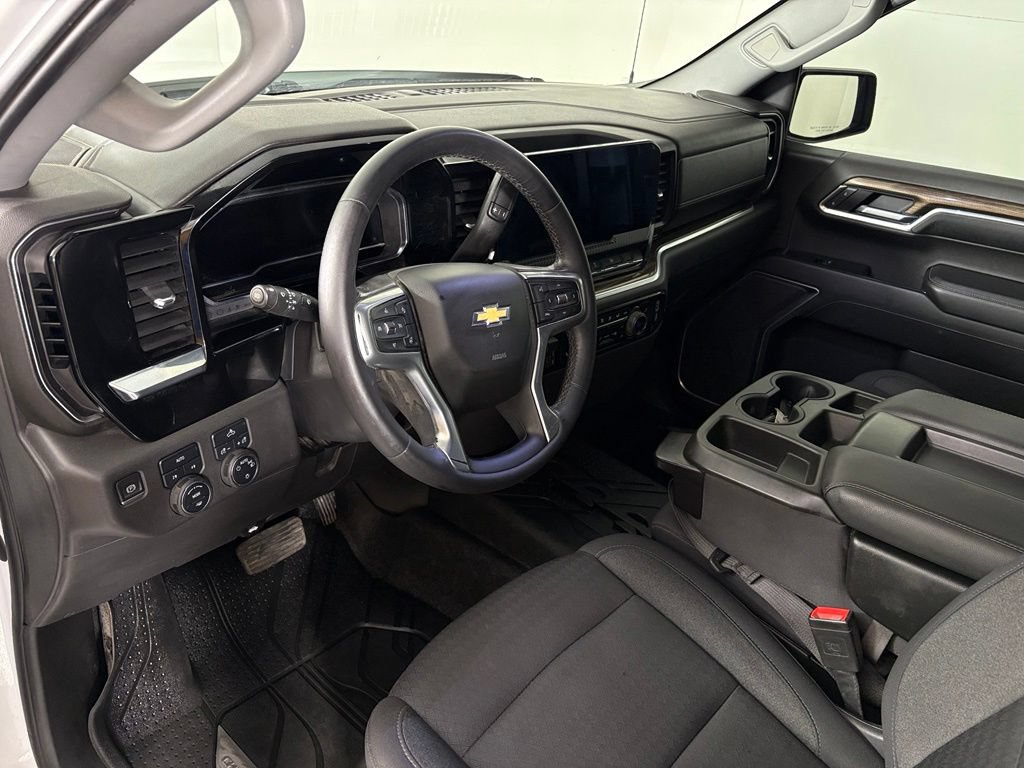 Certified 2022 Chevrolet Silverado 1500 LT w/ Protection Package AWD/4WD image 18