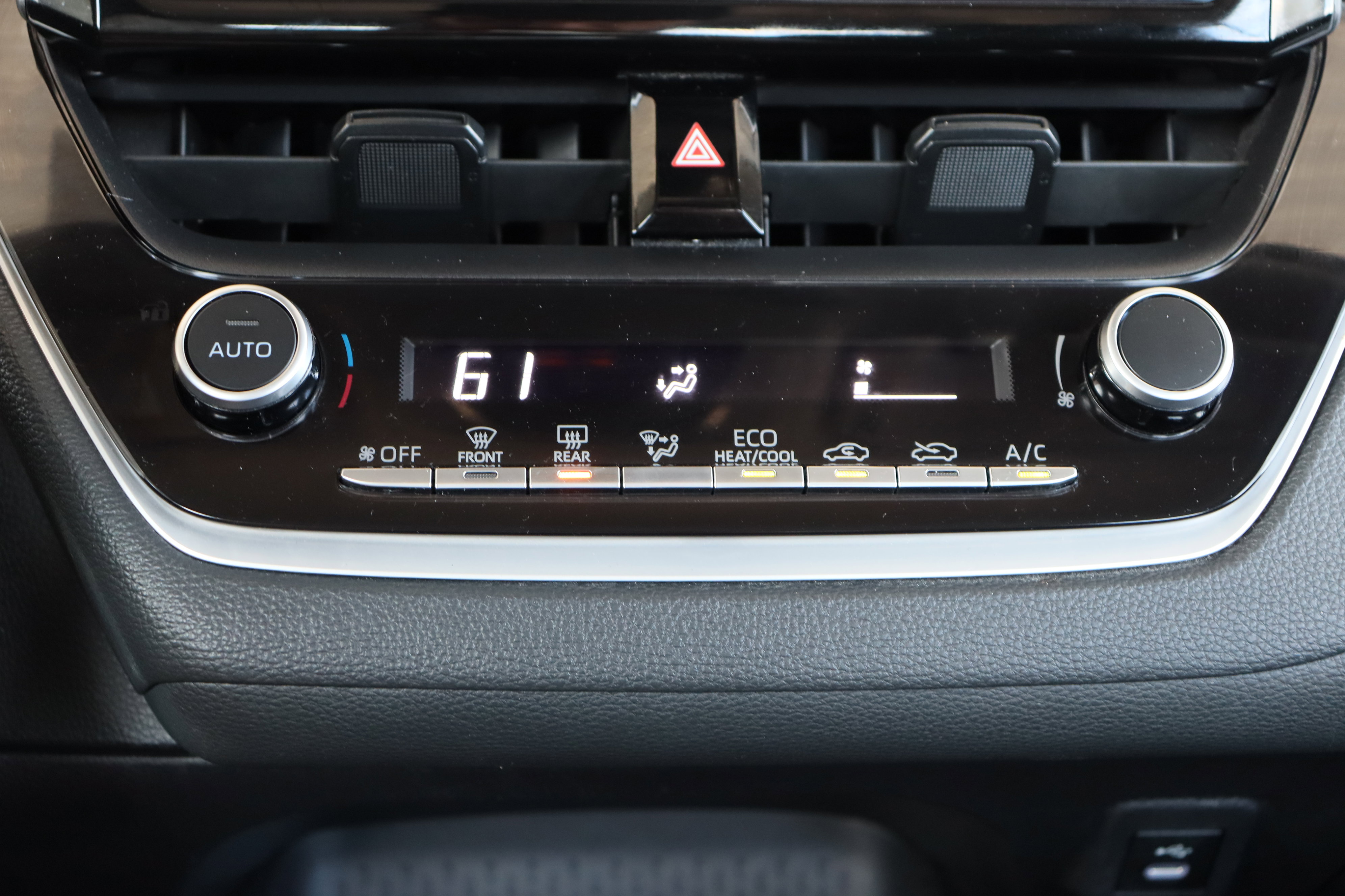 Used 2023 Toyota Corolla LE image 20