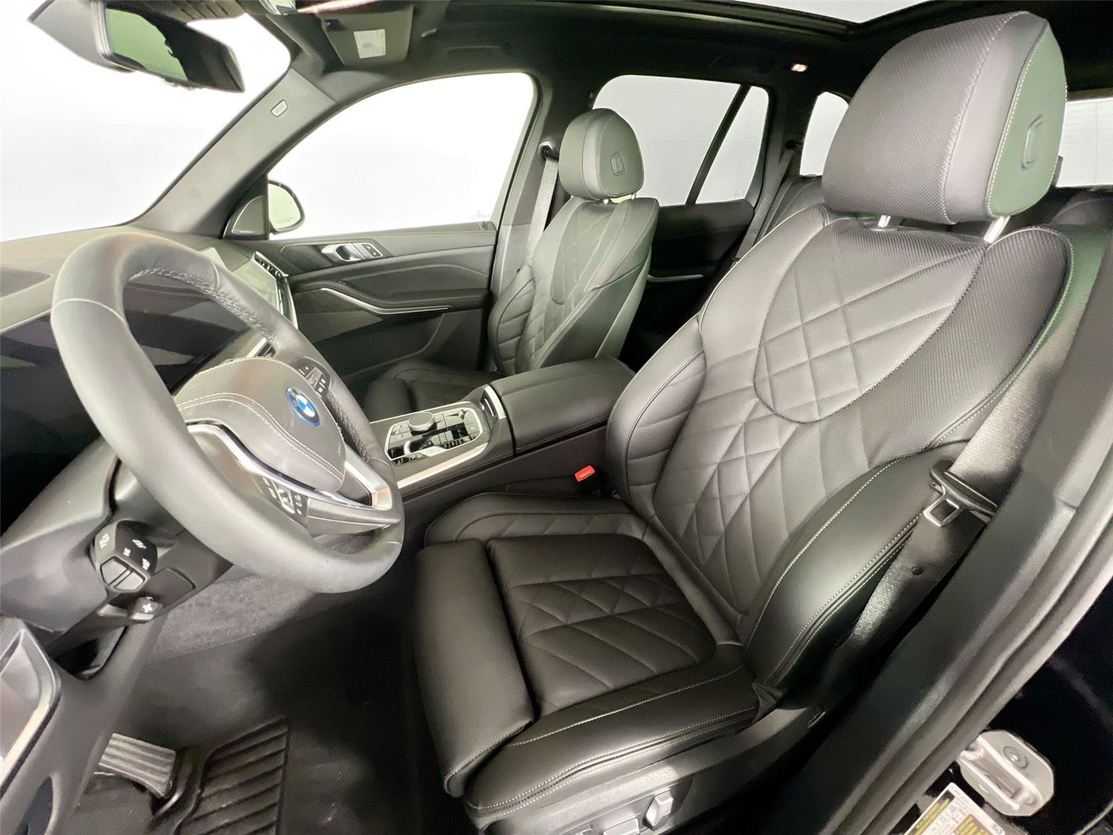 New 2026 BMW X5 xDrive50e w/ Premium Package AWD/4WD image 20
