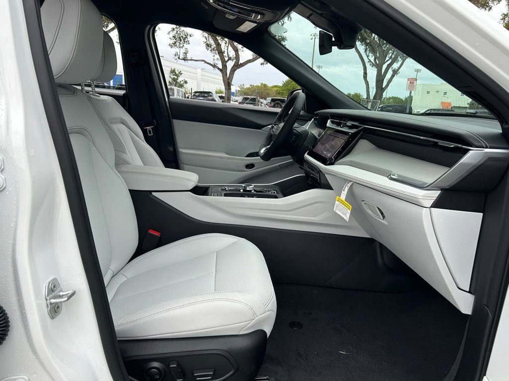 New 2026 Jeep Cherokee Limited image 35