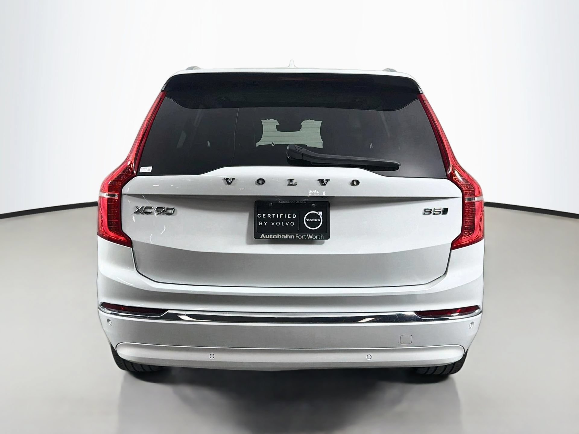 Certified 2024 Volvo XC90 B5 Core AWD/4WD image 7