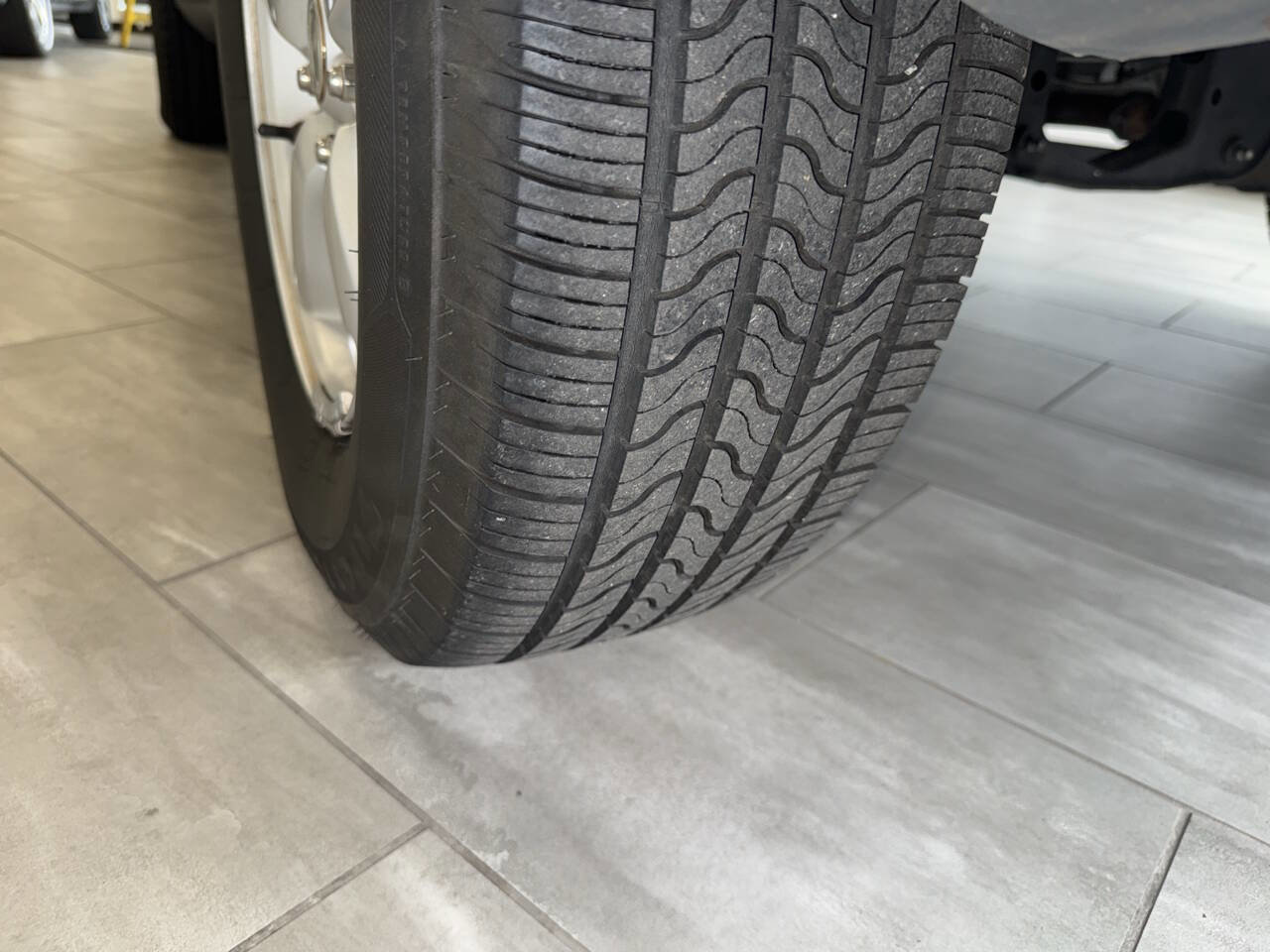 Used 2006 MAZDA Tribute I image 16