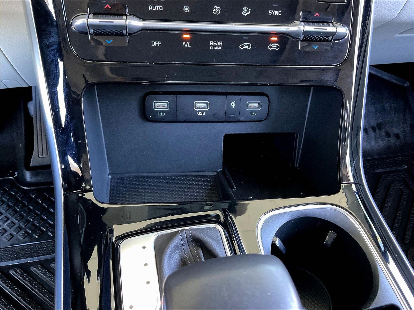 Used 2024 Kia Carnival SX Prestige FWD image 15