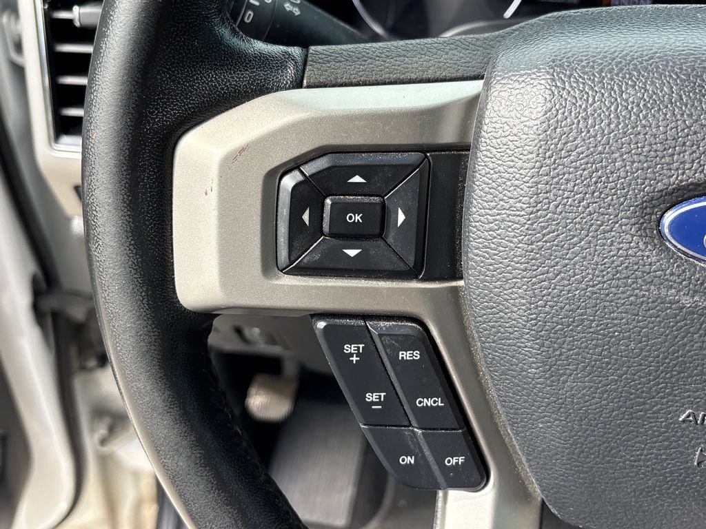 Used 2020 Ford F250 Lariat w/ Lariat Ultimate Package AWD/4WD image 19