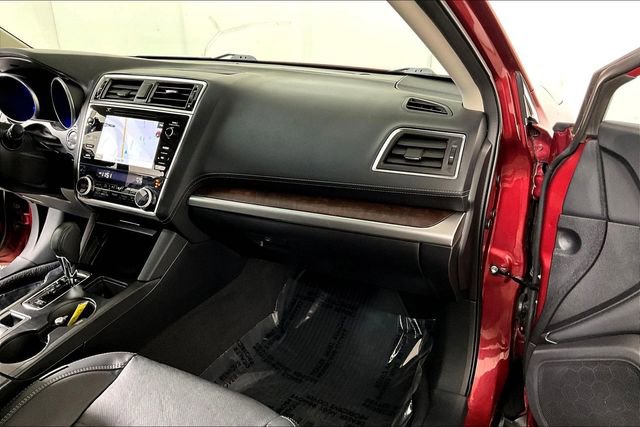 Used 2018 Subaru Outback 2.5i Limited image 16