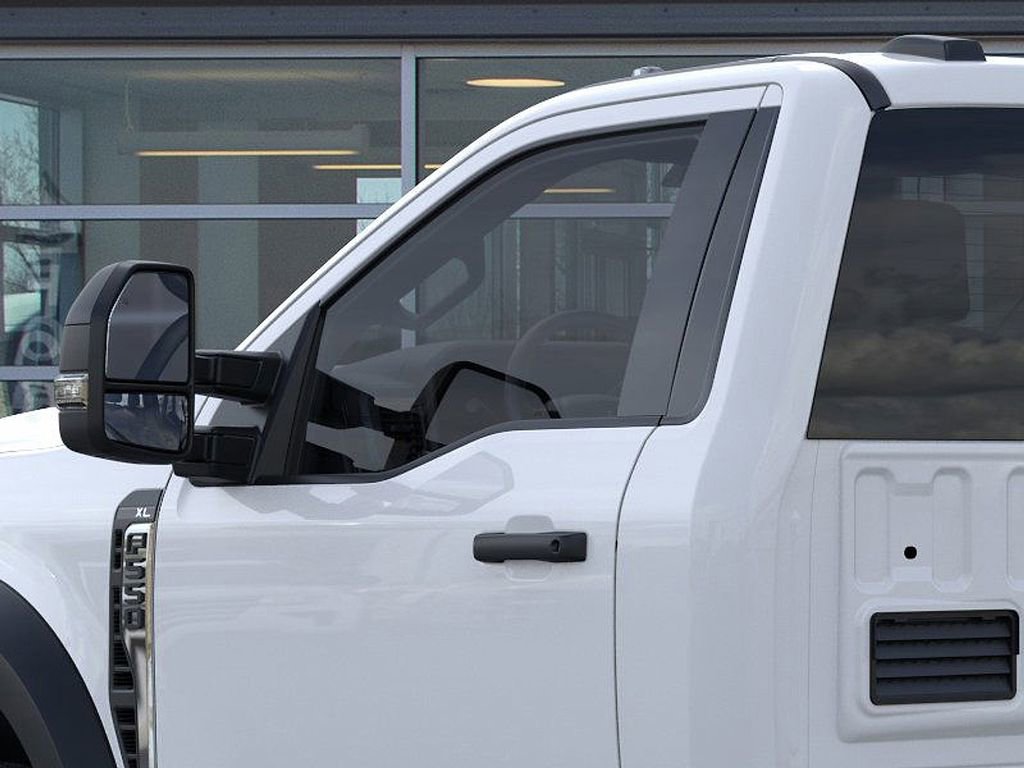 New 2025 Ford F550 4x4 Regular Cab Super Duty w/ XL Chrome Package image 20