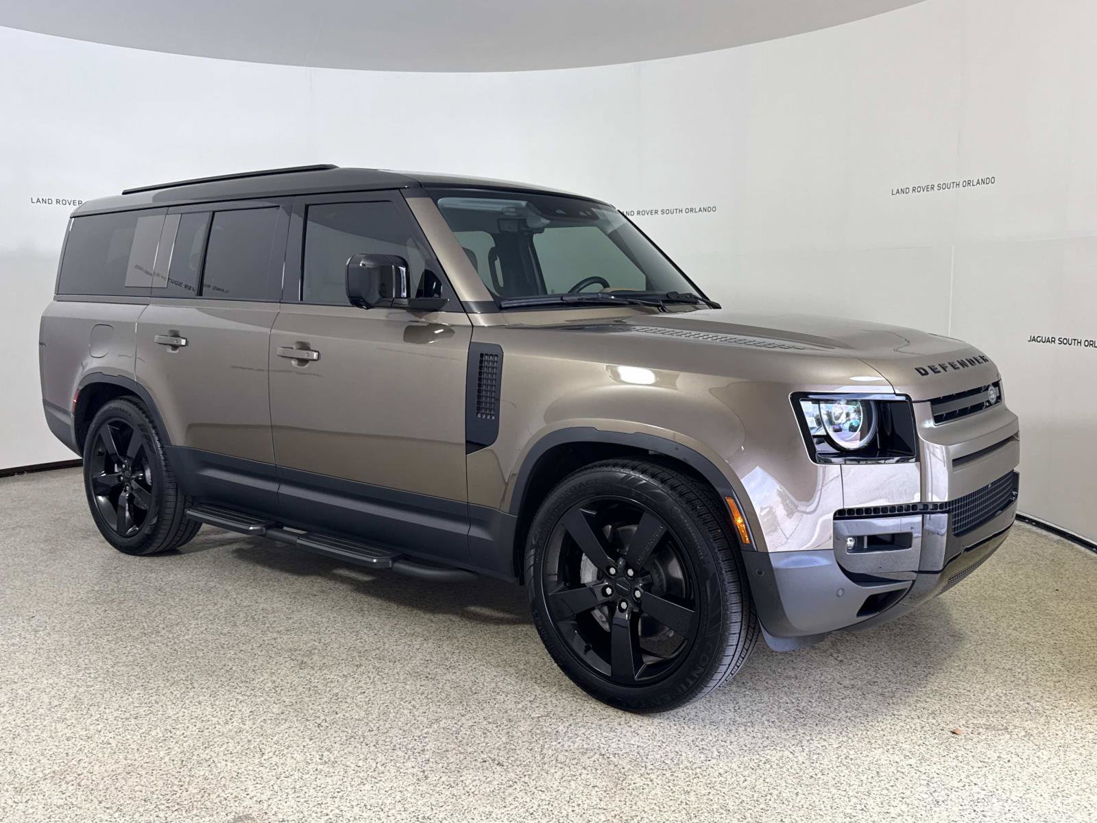 Used 2026 Land Rover Defender 130 S AWD/4WD image 7