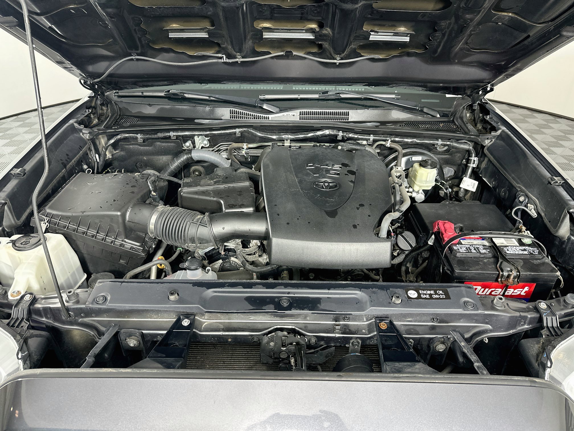 Used 2016 Toyota Tacoma TRD Sport RWD image 32