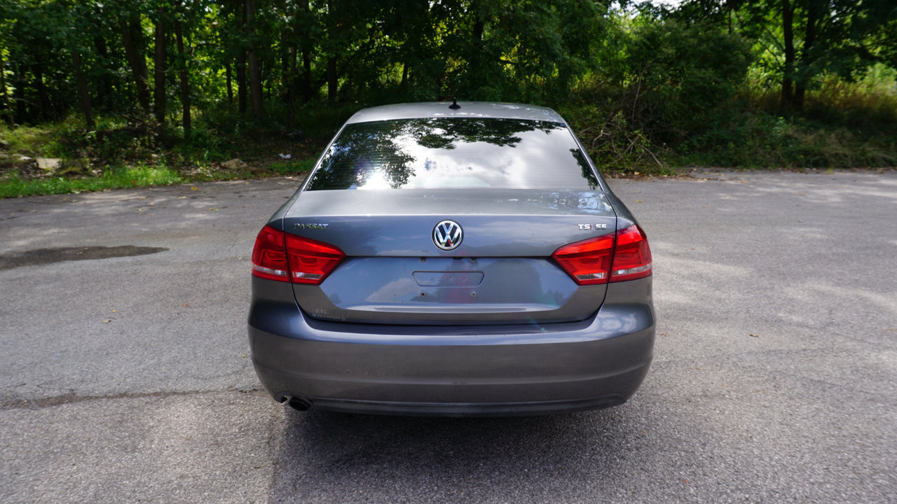 Used 2015 Volkswagen Passat 1.8T SE image 4