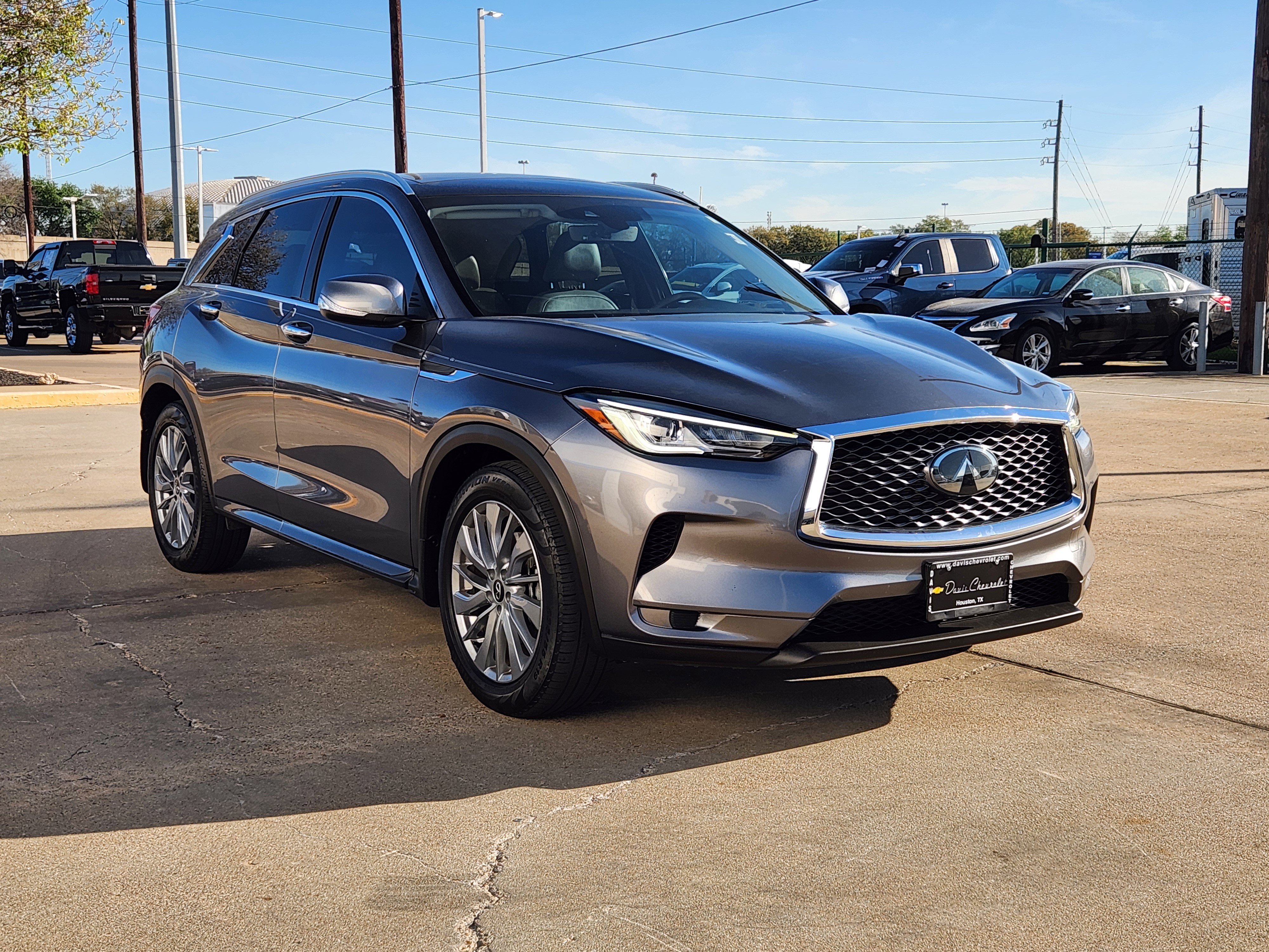 Used 2023 INFINITI QX50 Luxe AWD/4WD image 4