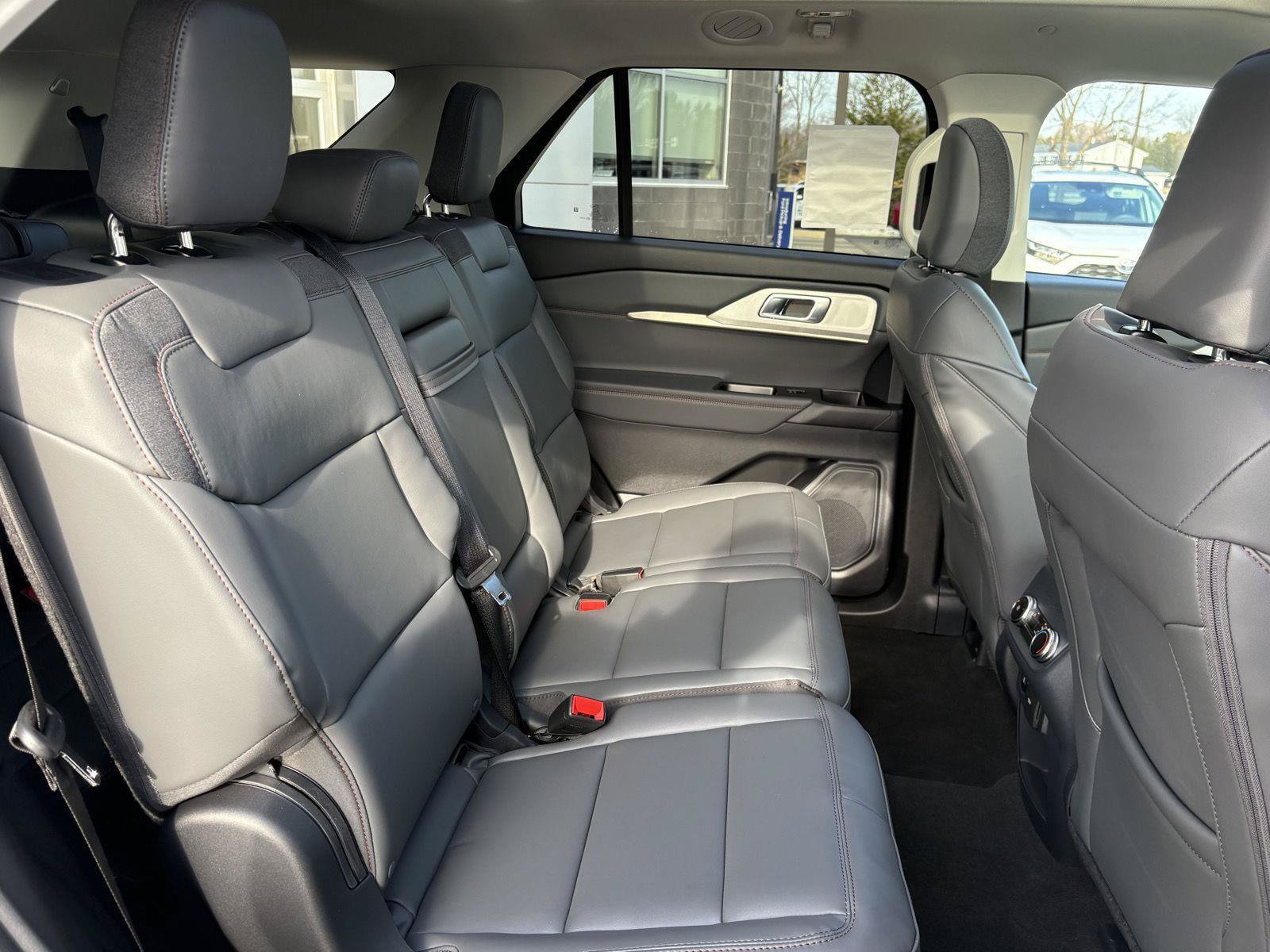 New 2026 Ford Explorer Active w/ Active Comfort Package AWD/4WD image 22