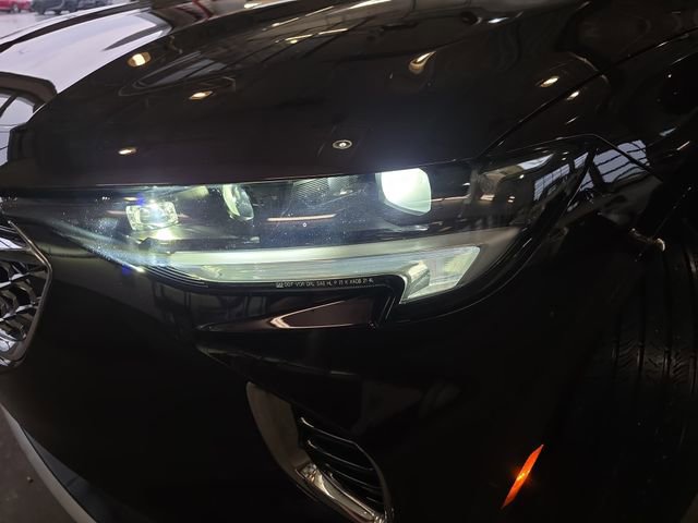 Used 2023 Buick Envision Avenir image 33