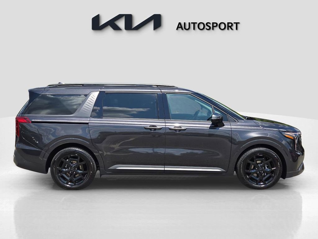 New 2026 Kia Carnival SX w/ SX Dark Edition Package image 7