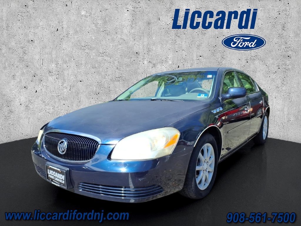 Used 2008 Buick Lucerne CXL w/ Driver Confidence Package FWD image 3