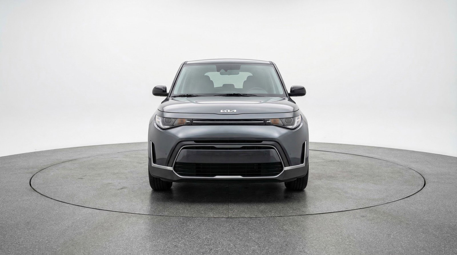 Used 2025 Kia Soul LX w/ LX Technology Package image 2