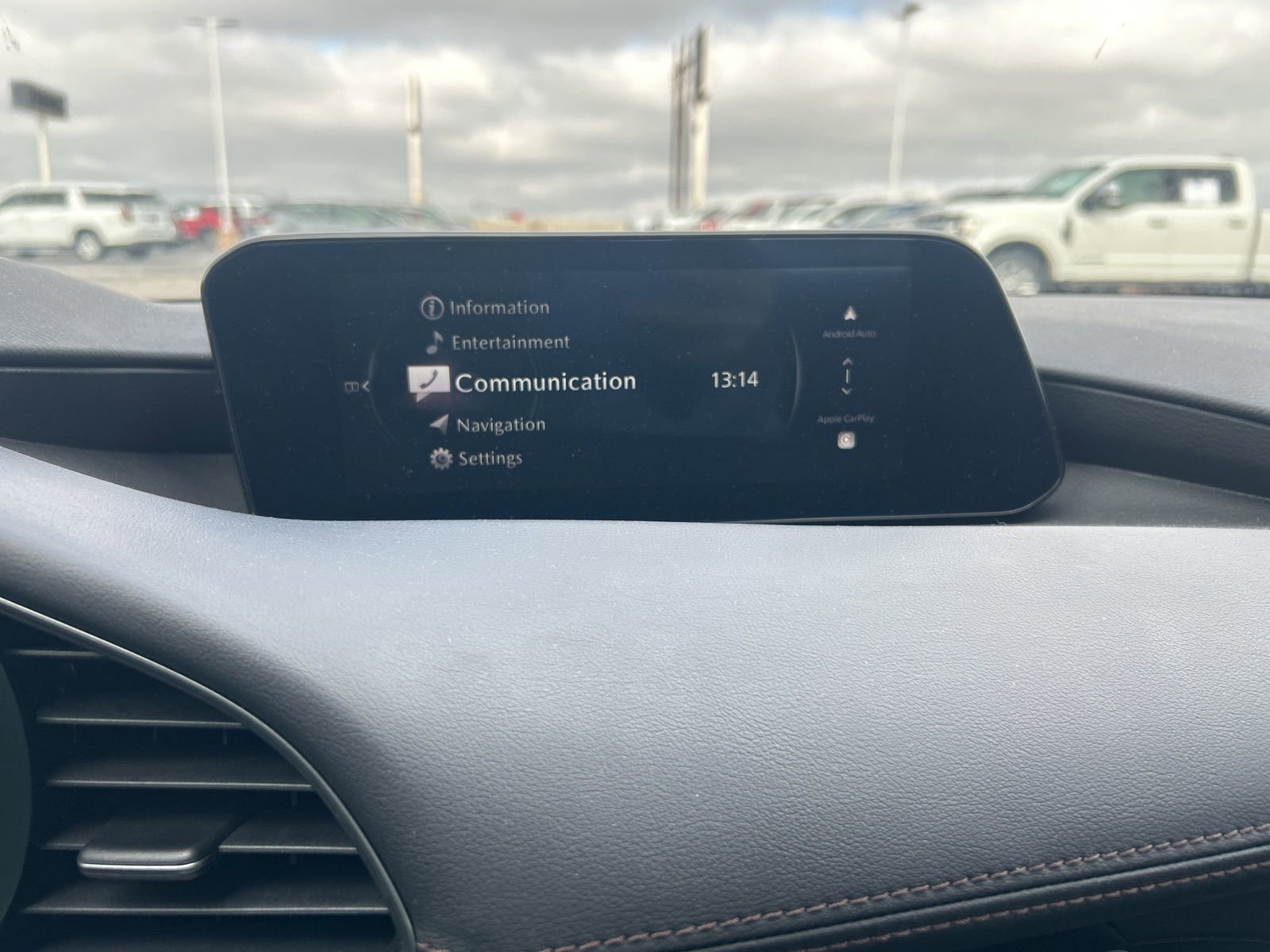 Used 2024 MAZDA MAZDA3 s image 12