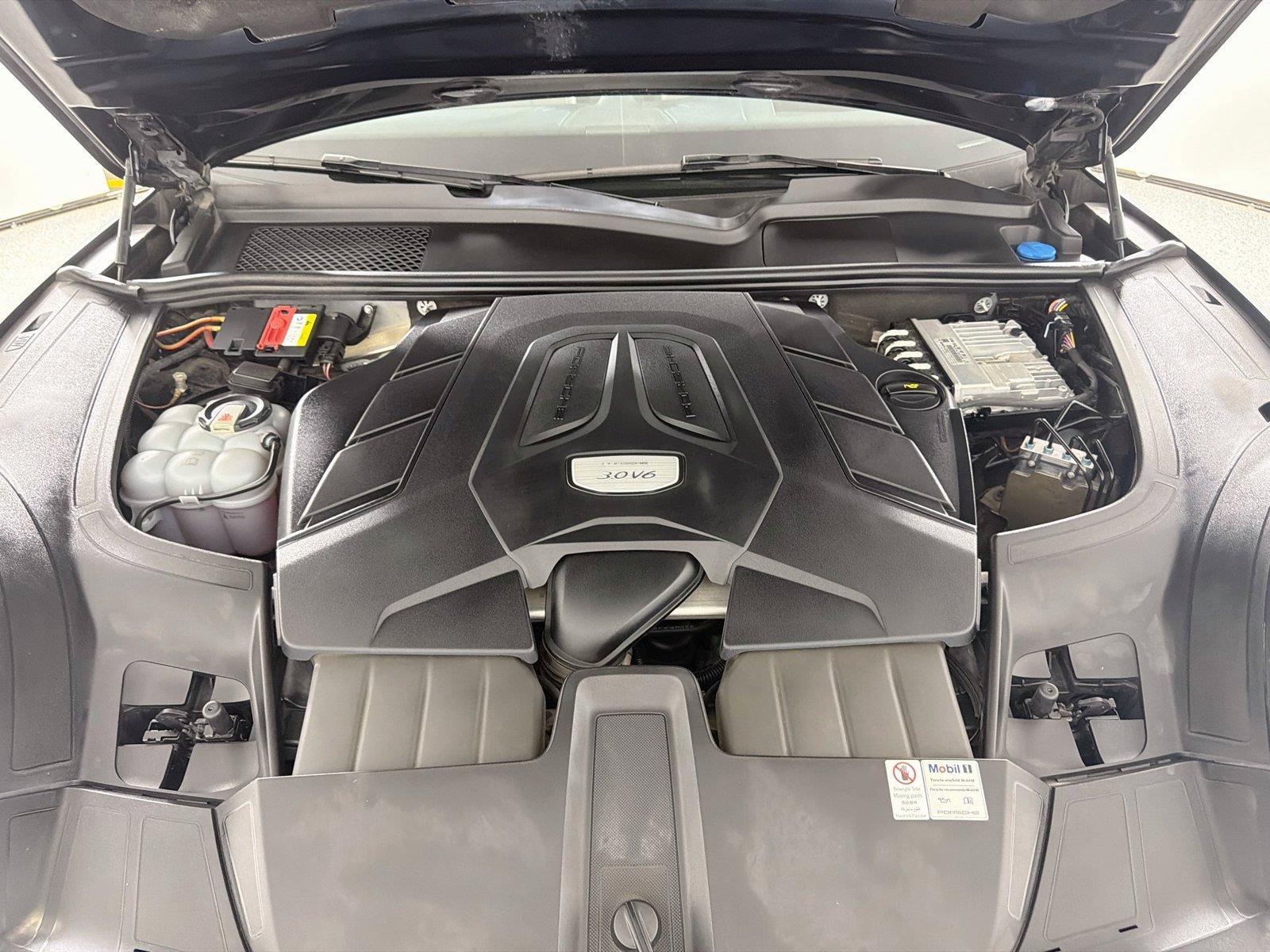 Certified 2020 Porsche Cayenne AWD/4WD image 37