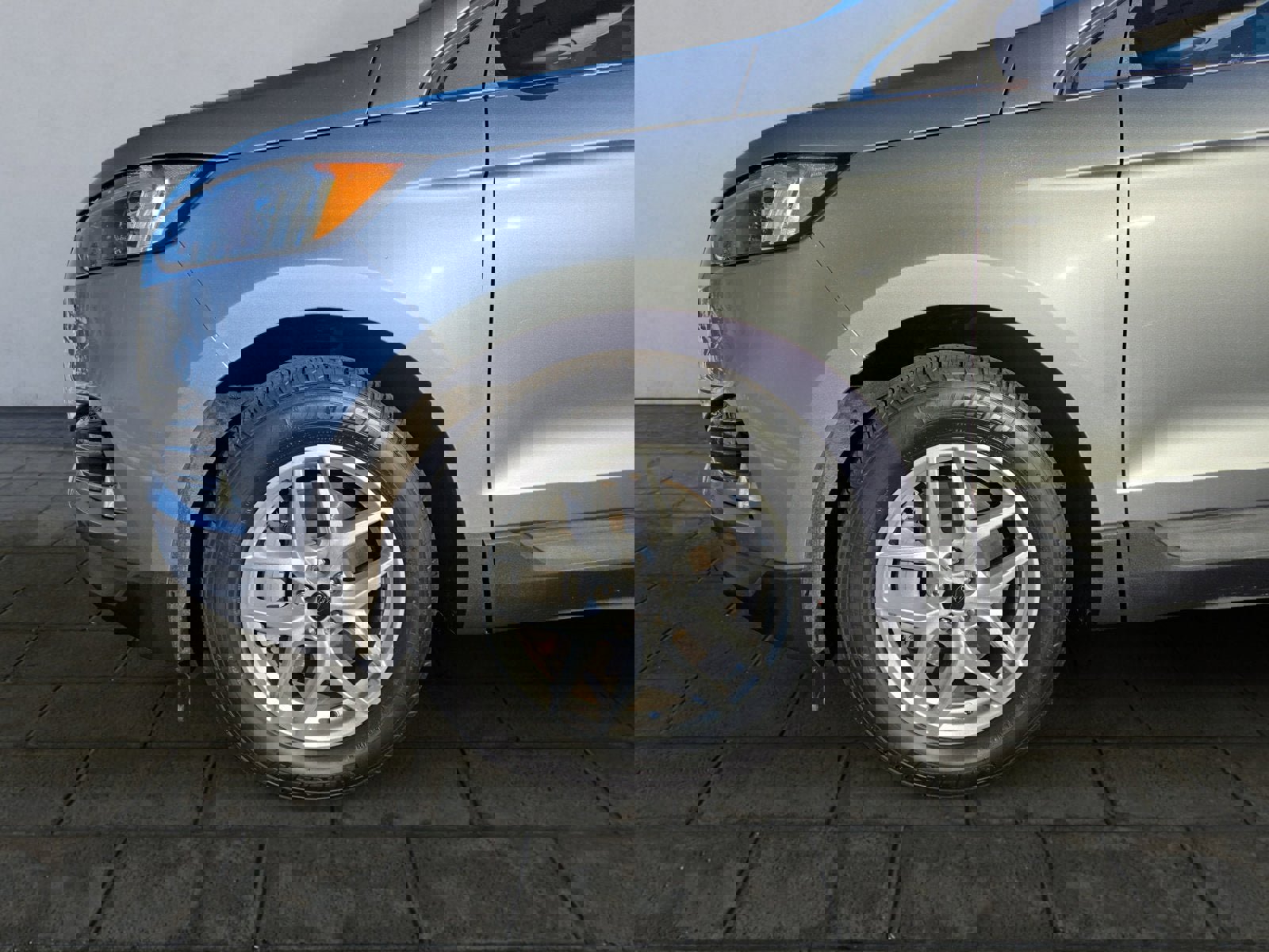 Certified 2024 Ford Edge SEL w/ Convenience Package image 26