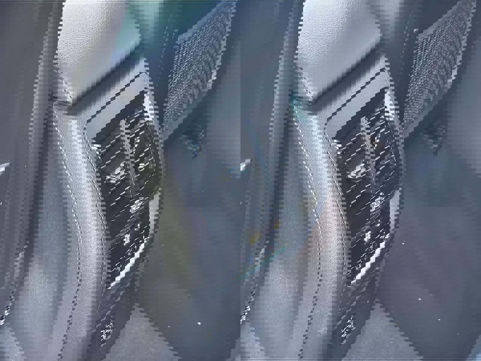 Used 2023 BMW X3 sDrive30i w/ Premium Package image 26