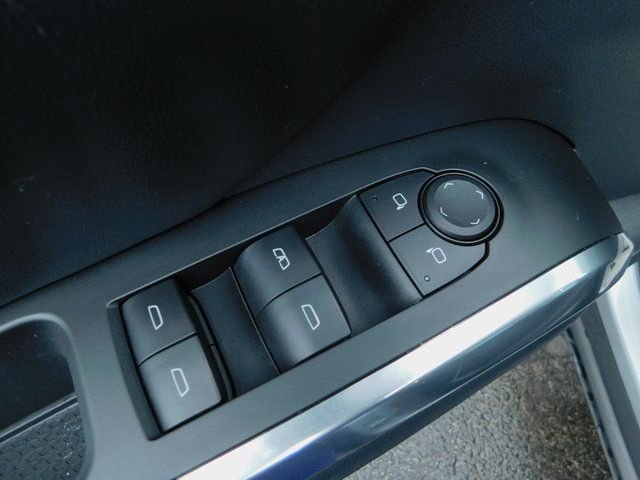 Used 2024 Chevrolet Traverse LT image 27