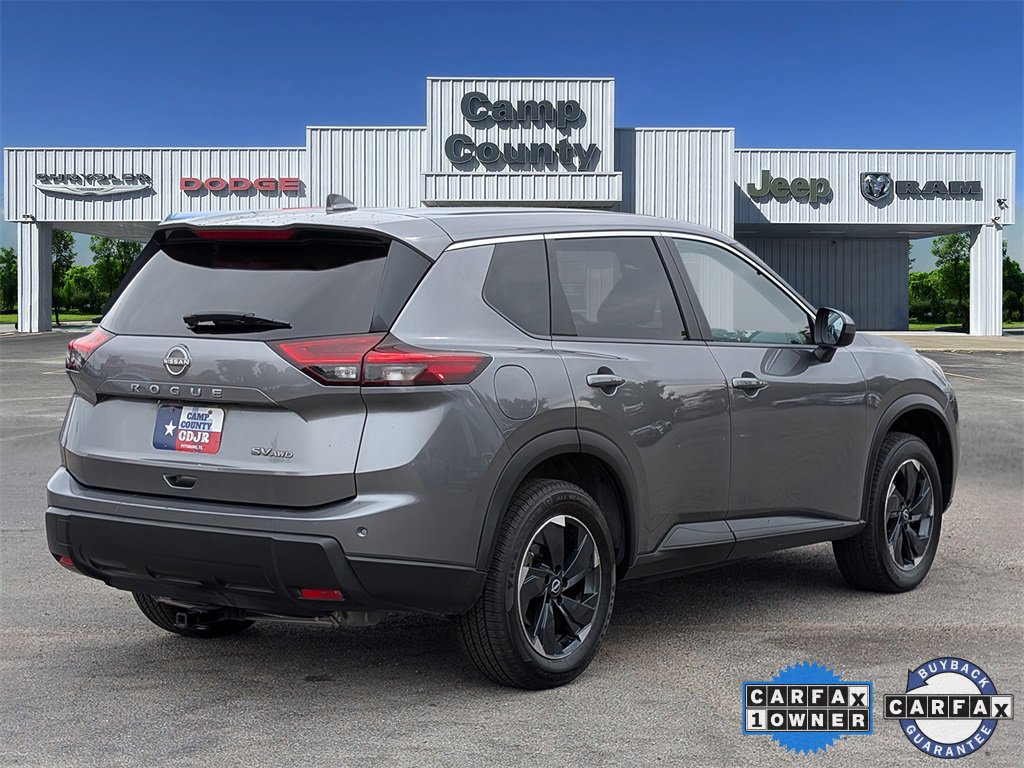 Used 2024 Nissan Rogue SV image 4