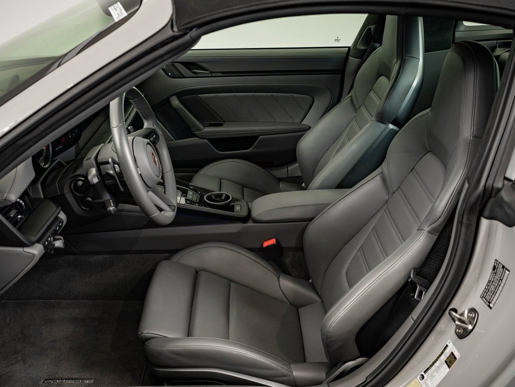 Certified 2022 Porsche 911 Targa 4 GTS image 6