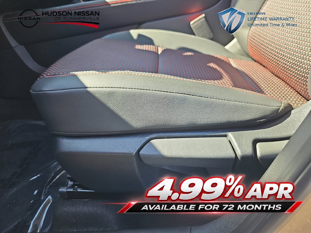 Used 2026 Nissan Kicks SR w/ SR Premium Package FWD image 29