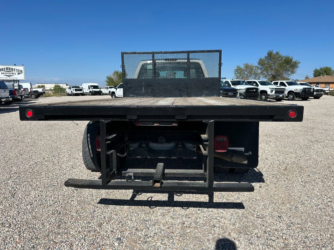 Used 2015 Ford F550 4x4 Crew Cab Super Duty w/ Power Equipment Group image 9