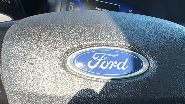 Certified 2022 Ford Escape SEL w/ Technology Package image 19