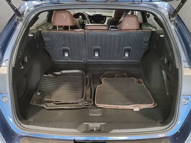 Used 2020 Subaru Outback Touring XT AWD/4WD image 18