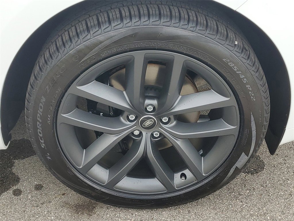 New 2025 Land Rover Range Rover Sport Dynamic SE image 5