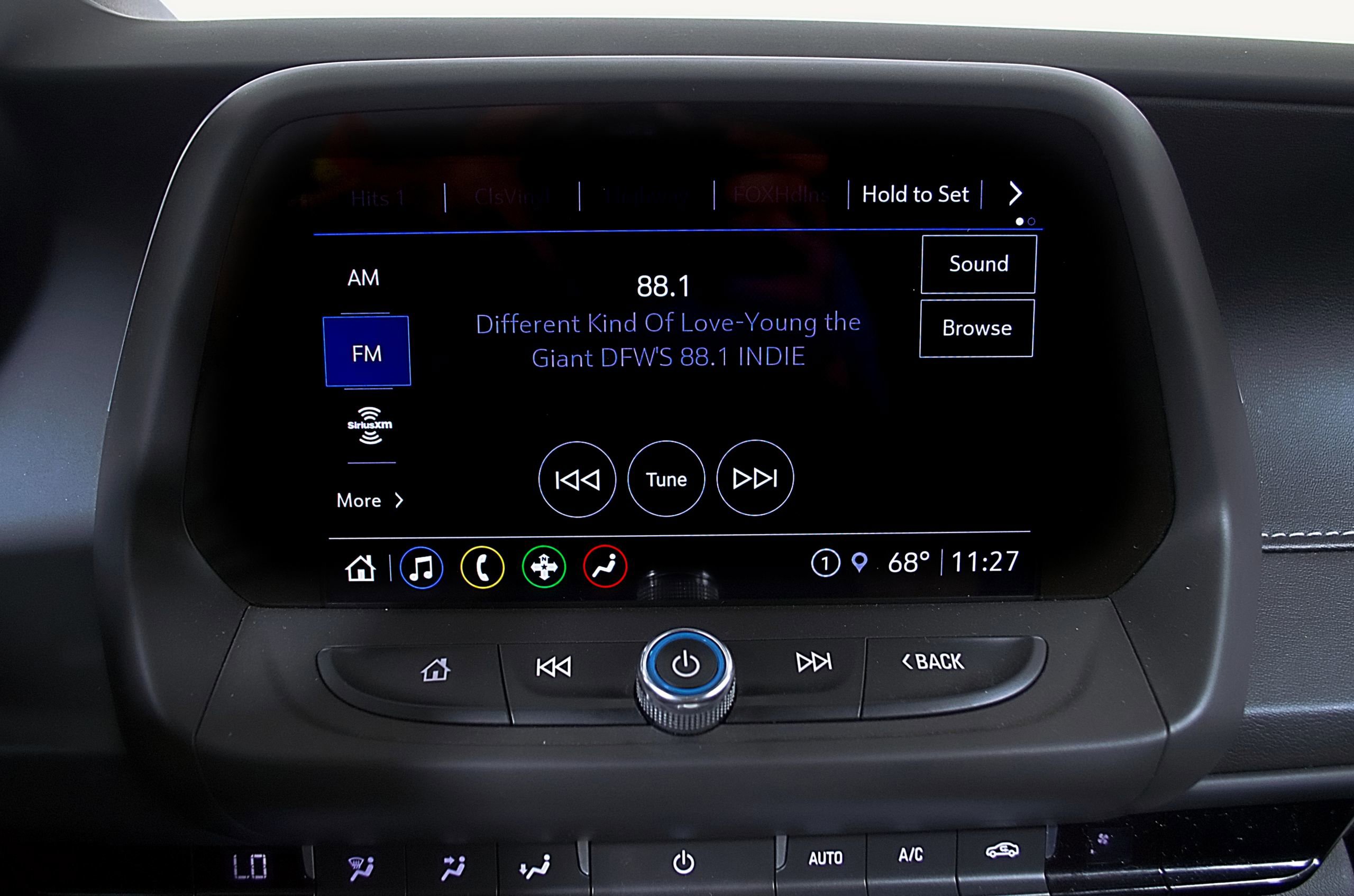 Used 2024 Chevrolet Camaro LT image 25