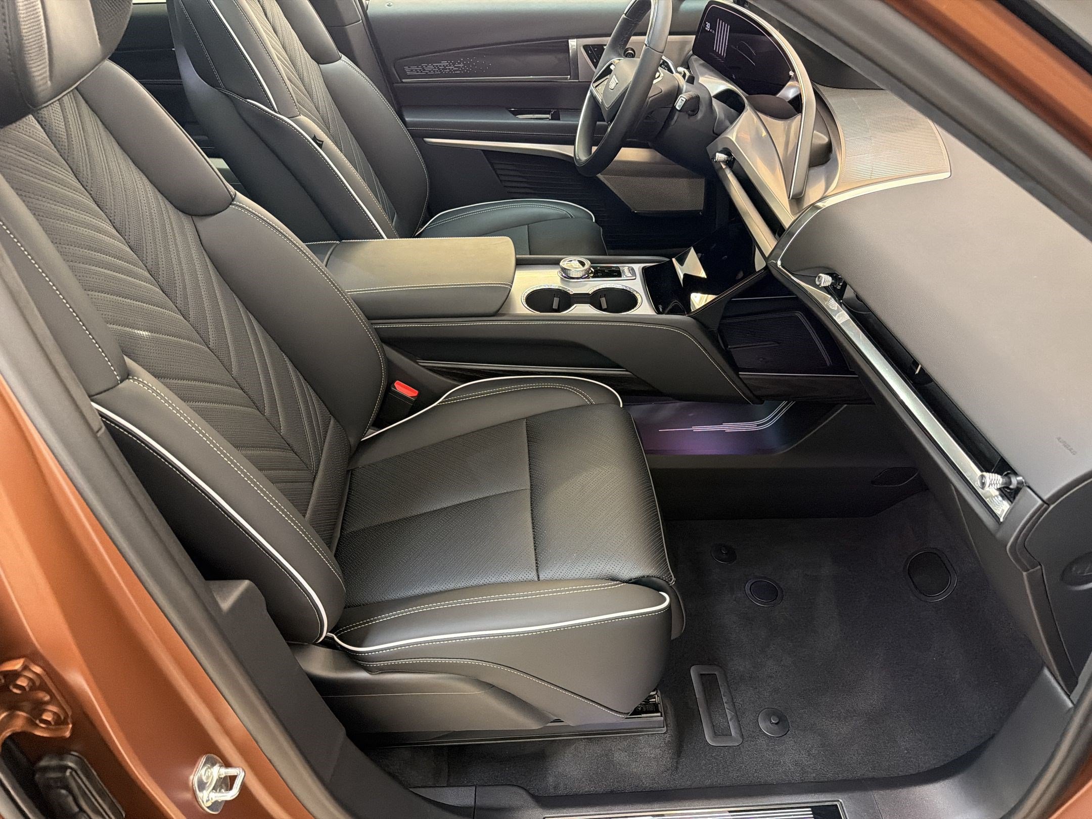 New 2027 Cadillac Vistiq Sport AWD/4WD image 24