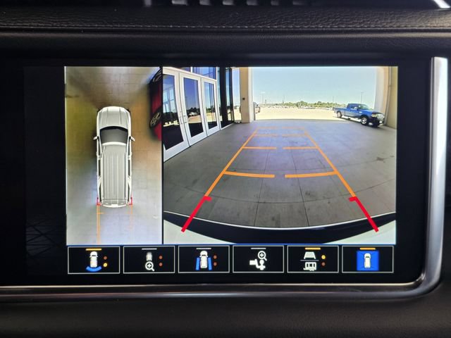 Used 2024 GMC Yukon Denali RWD image 16