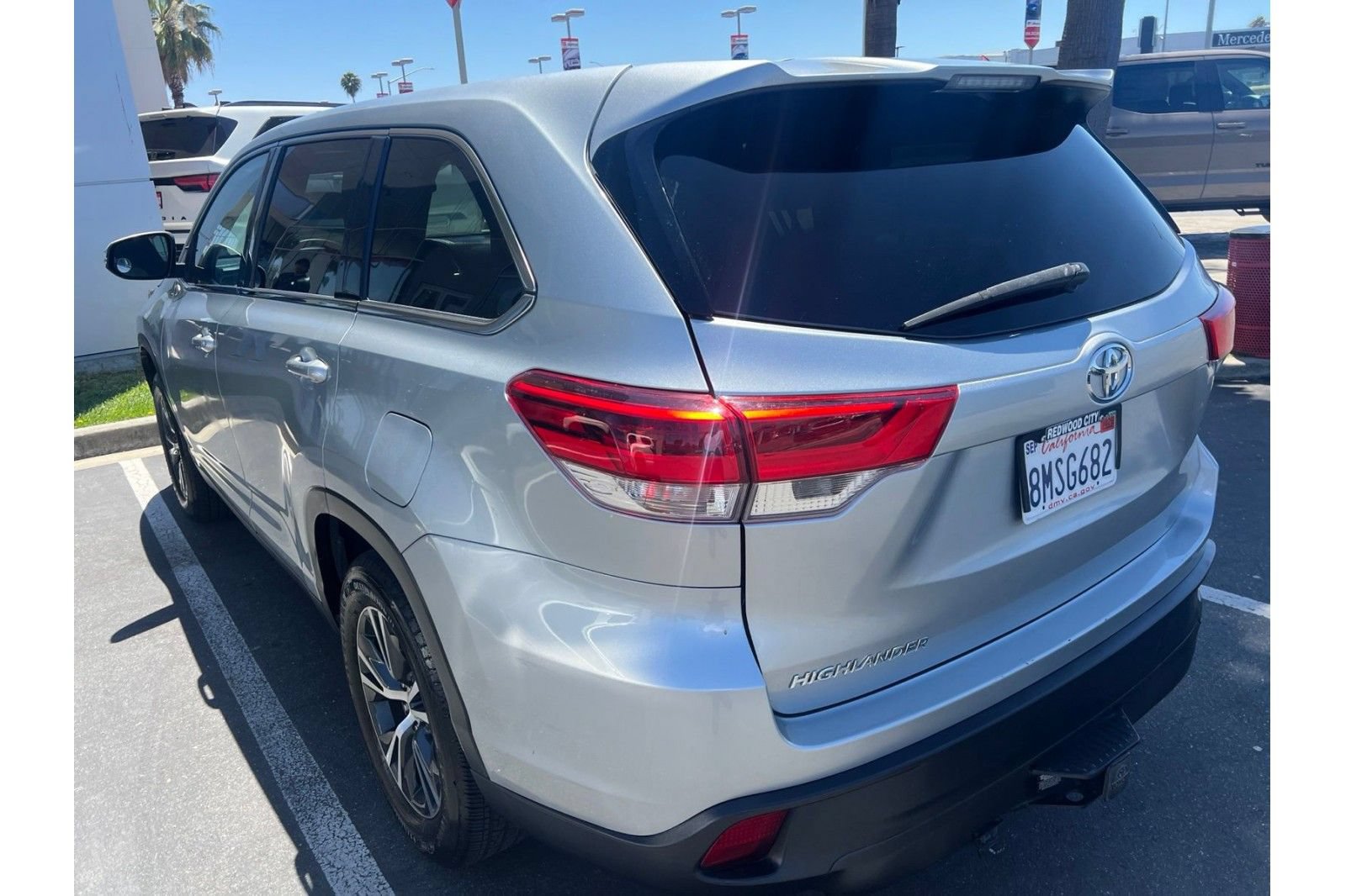 Certified 2019 Toyota Highlander LE FWD image 5