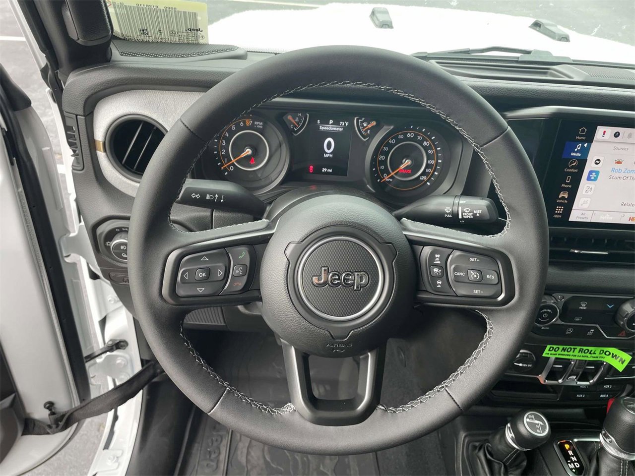 New 2025 Jeep Gladiator Sport image 32