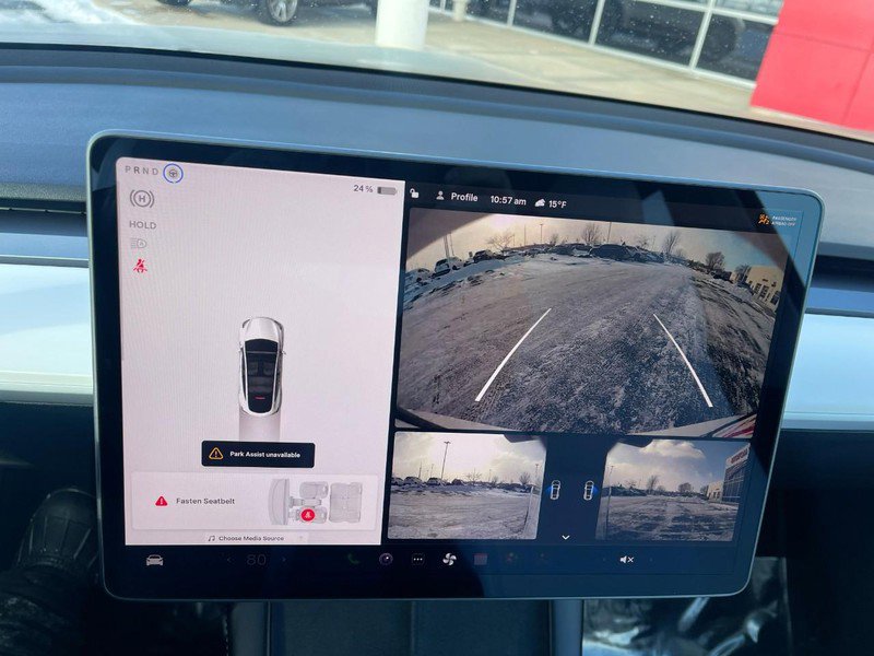 Used 2021 Tesla Model Y Long Range image 23