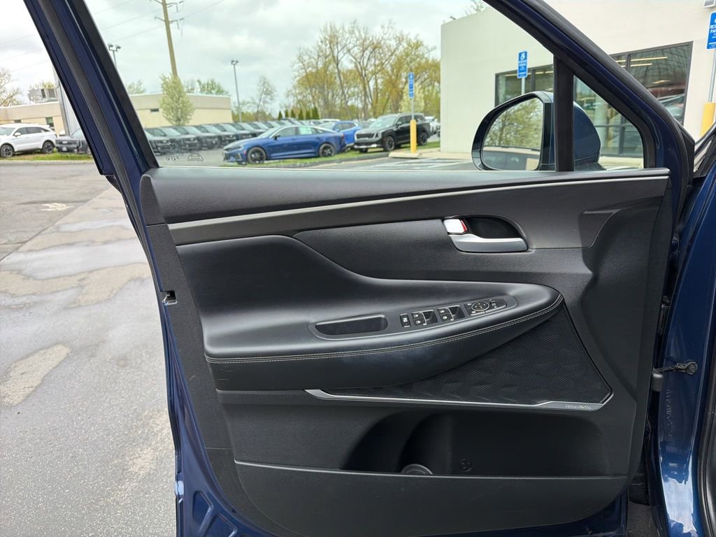 Used 2023 Hyundai Santa Fe SEL Premium w/ Cargo Package AWD/4WD image 27