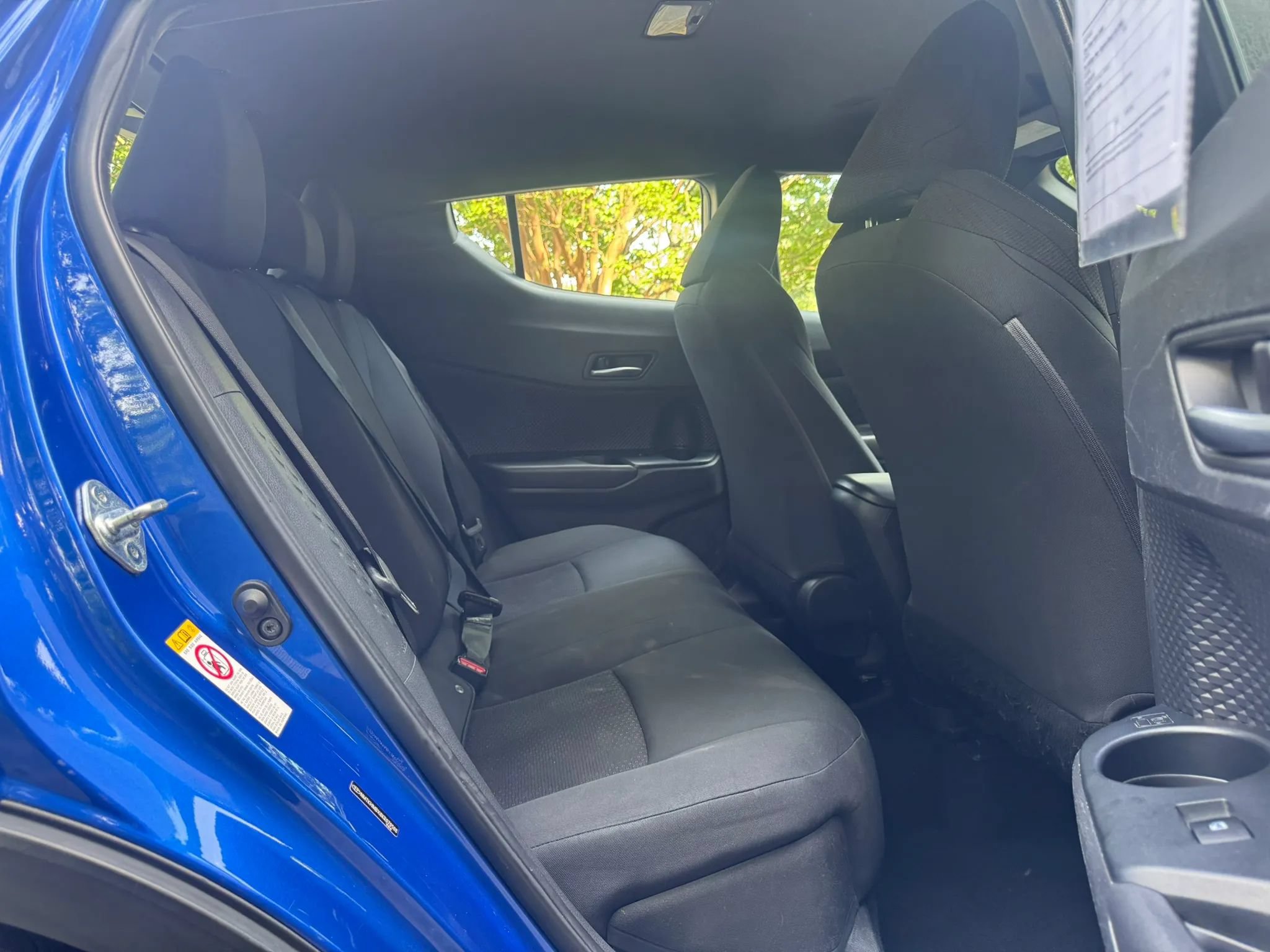 Used 2019 Toyota C-HR LE FWD image 12